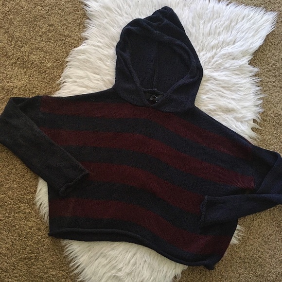 Forever 21 Sweaters - Forever 21 Striped Long Sleeve Cropped Hooded Tee